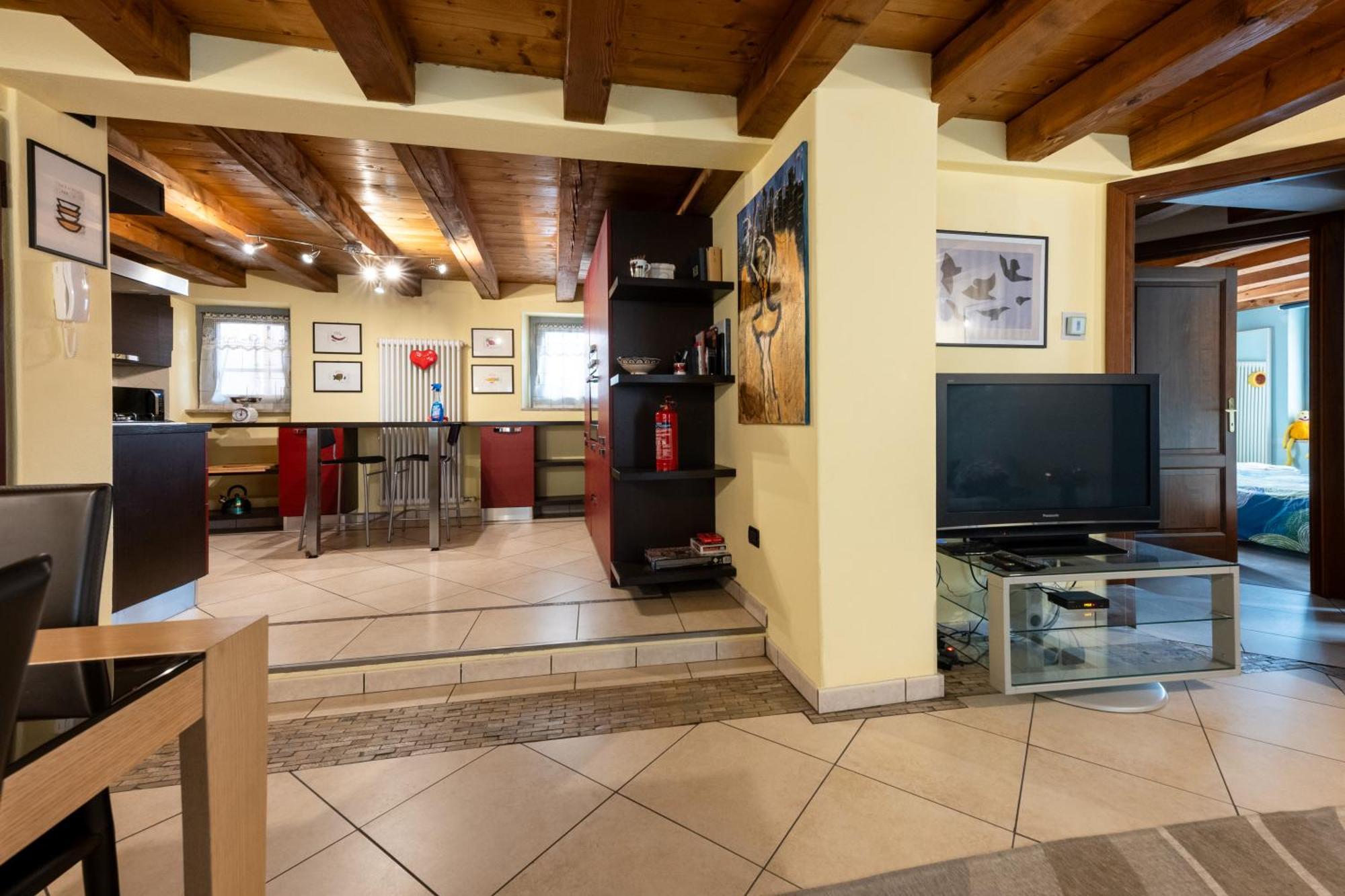 Alpine Apartment Аоста Экстерьер фото